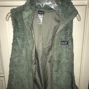 Patagonia mint vest